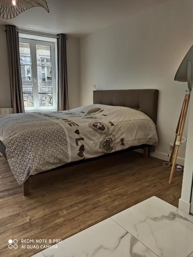 Triplex 110 M2 Centre Historique Avec Jacuzzi Dinan Apartment Luaran gambar